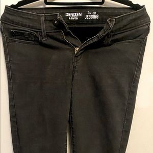 Levi jeggings for women